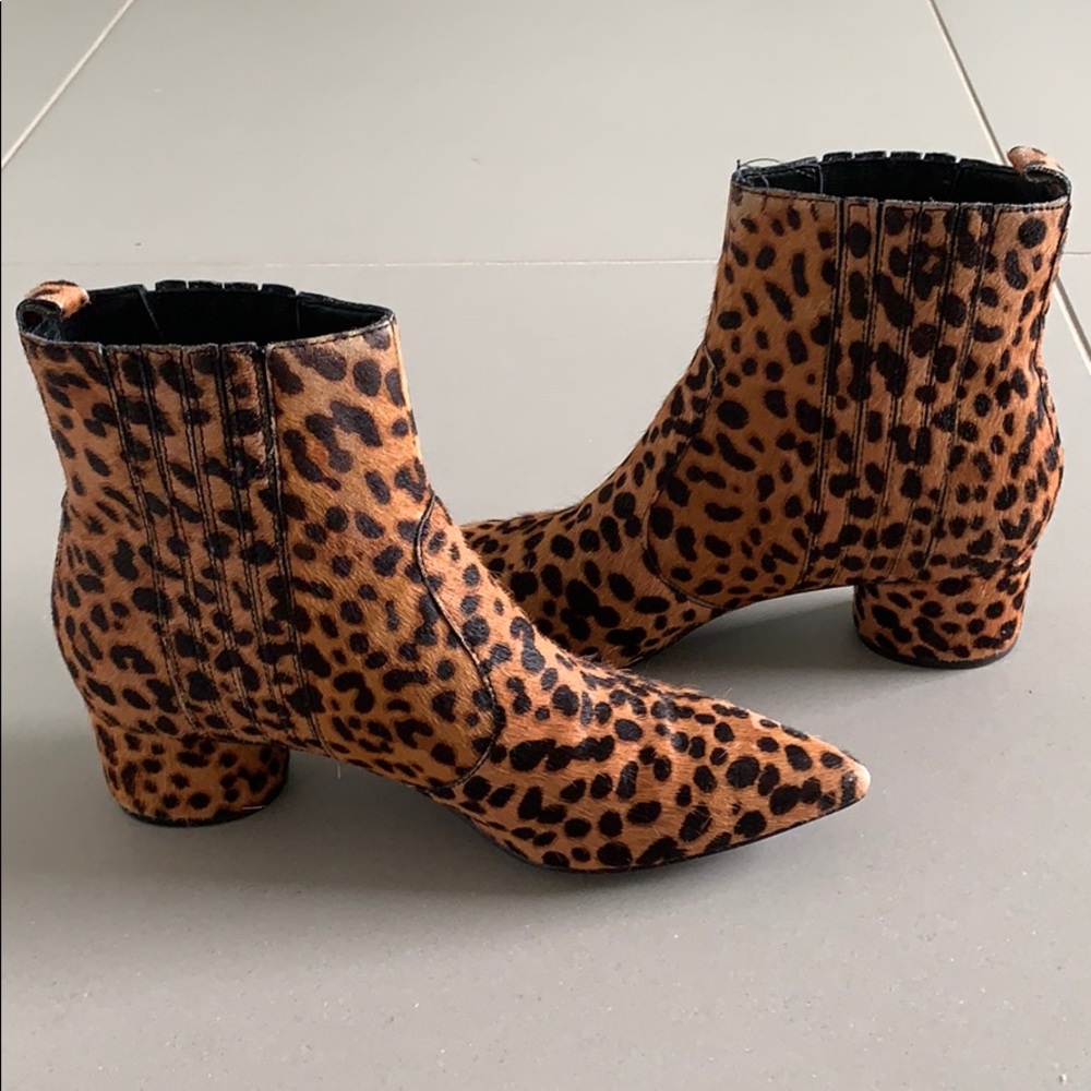 Kendall + Kylie leopard booties - Picture 3 of 7